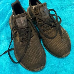 Adidas black and dirty laundry size 8